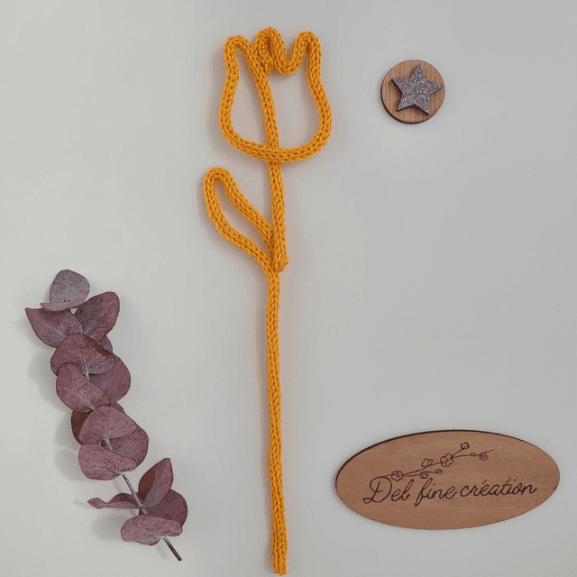 Fleur en tricotin orange 